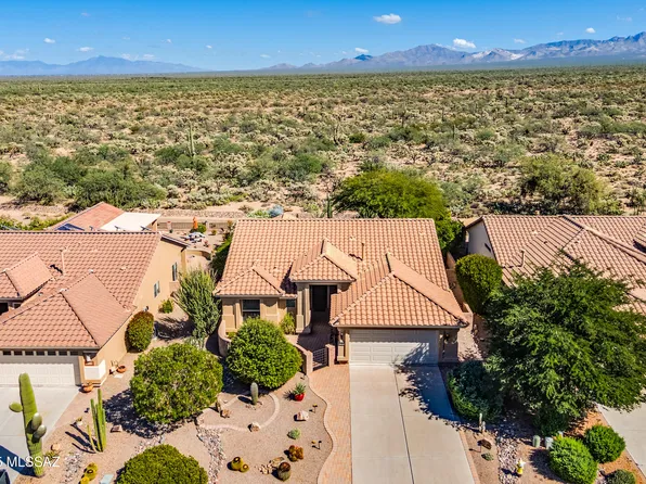 1164 N Rams Head Rd, Green Valley, AZ 85614