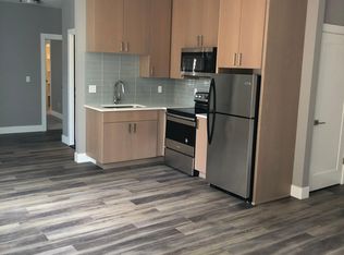 3826 NE Grand Ave UNIT B, Portland, OR 97212