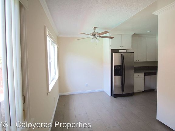 4th image of 721 Edgewood St #10
