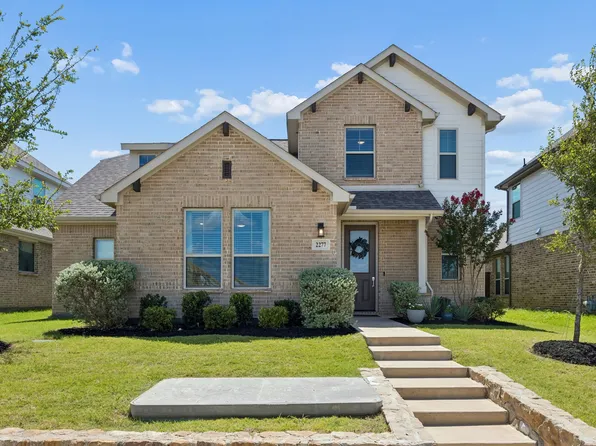 2277 Glacier Dr, Waxahachie, TX 75165