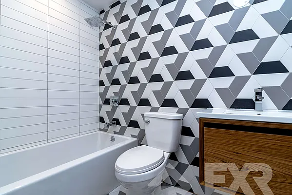 Rented by EXR | media 6