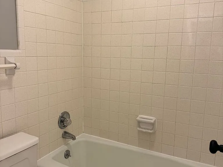 526 Main St — Photo 10