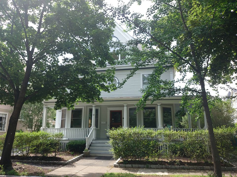 2nd image of 40 Coolidge St