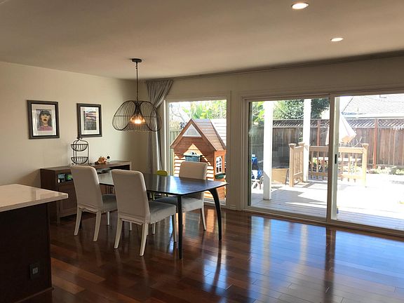 Dinning/Family/Kitchen 2