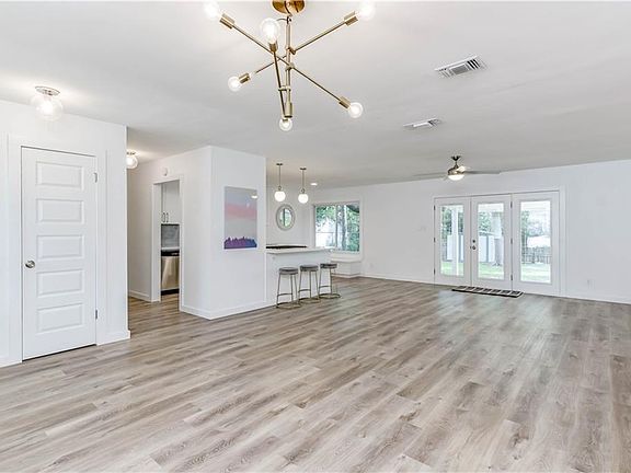 5th image of 2502 Coatbridge Dr
