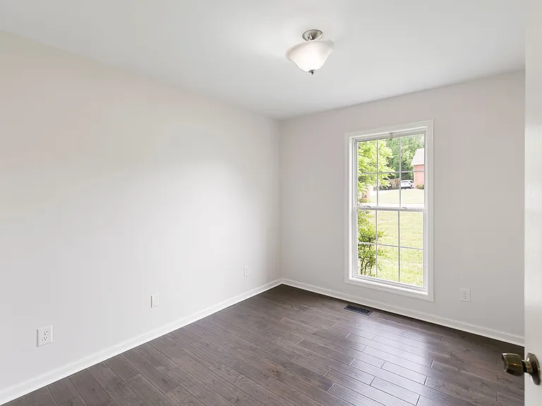 8001 Anna Ct — Photo 7