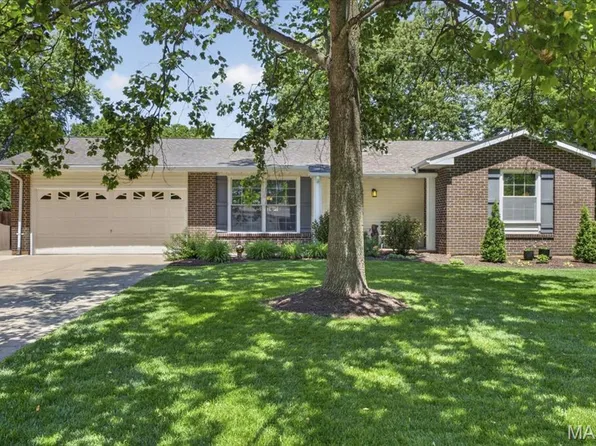 1339 Virginia Dr, Ballwin, MO 63011