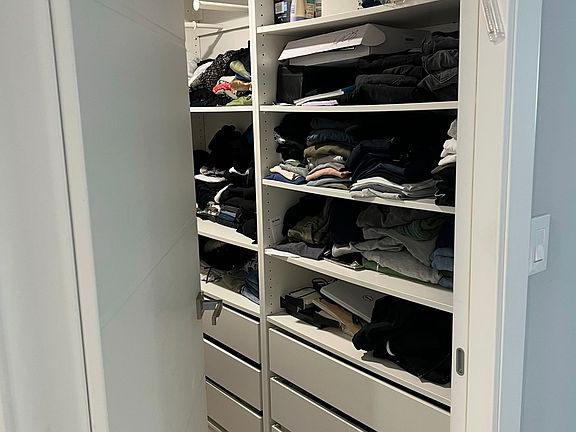 4th image of 19390 Collins Ave APT 608