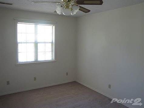 4th image of 2537 Lee St