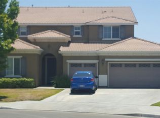 1585 Sweet Bay Dr, Perris, CA 92571