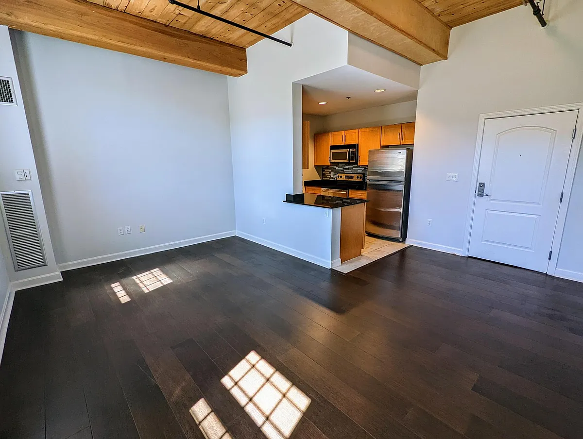 Living and Dining - 52 Lawrence Dr #415