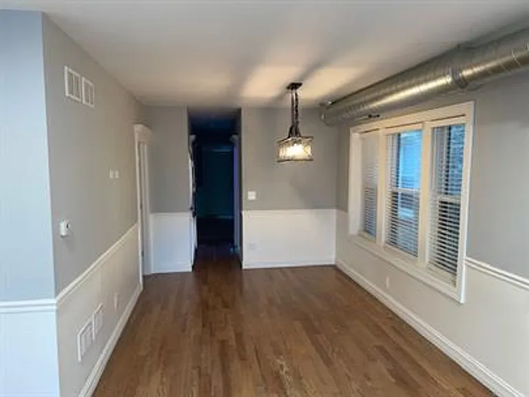 4807 West Argyle Street — Photo 7