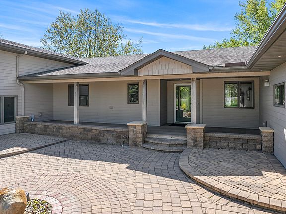 5th image of 3890 Wells Lake Way