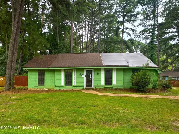 102 Dogwood Cir, Brandon, MS 39047