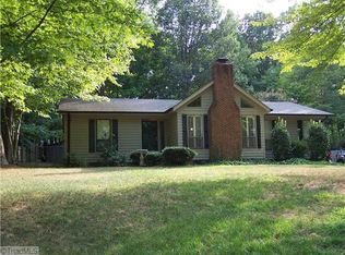 2532 New Garden Rd E, Greensboro, NC 27455