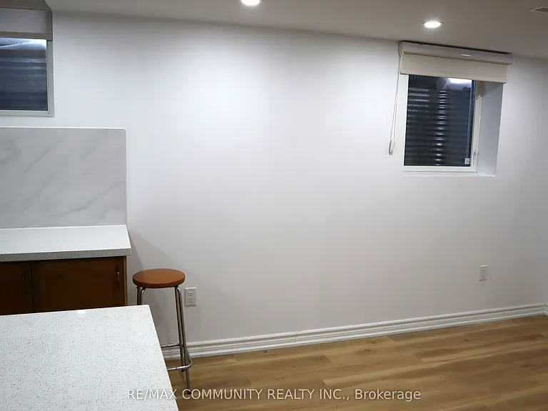 3254 Cambourne Cres #BASEMENT — Photo 4