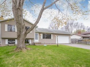 15277 92nd Pl N, Maple Grove, MN 55369