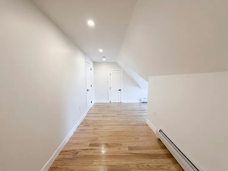 10 Pearl St #2 — Photo 26