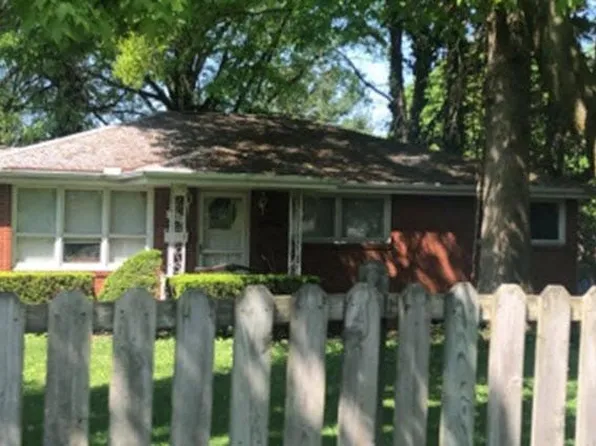 588 Clay Pike, Irwin, PA 15642