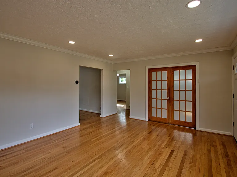 505 Nassau St — Photo 9