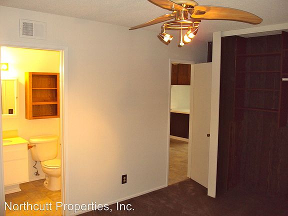 3rd image of 8749 Hebrides Dr