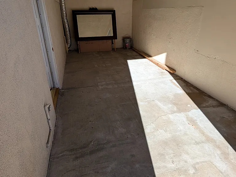 769 Russell Ave — Photo 17