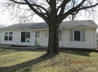 2245 N Meadowview Ln, Washington, IL 61571