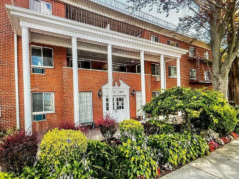 77 S Park Ave, Rockville Centre, NY 11570 Zillow