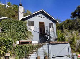 8521 Ridpath Dr, Los Angeles, CA 90046