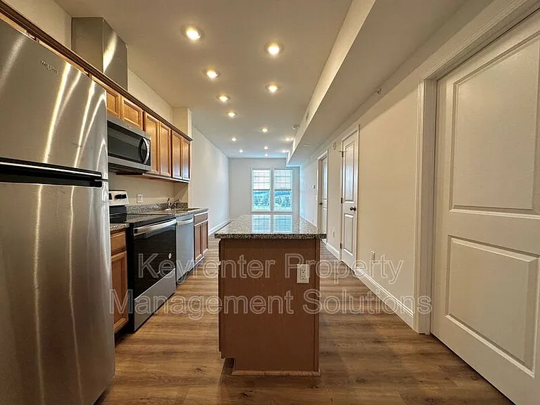 3445 Lee Hwy #105 — Photo 2