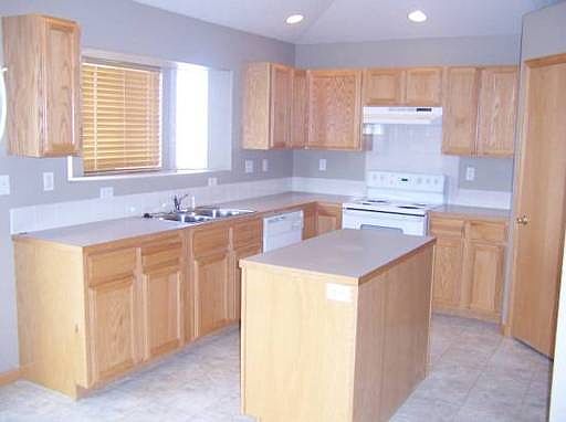 2nd image of 1291 S Dawn Dr