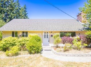 9909 98th St SW, Lakewood, WA 98498