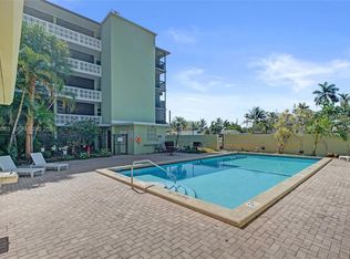 1425 Arthur St APT 301A, Hollywood, FL 33020