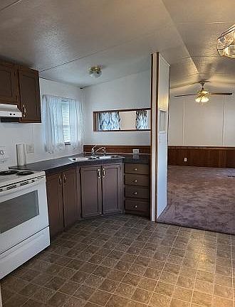 Kitchen (2)