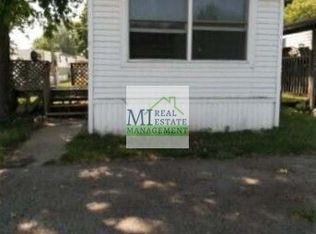 140 N Pleasant Ave SE #3, Lowell, MI 49331