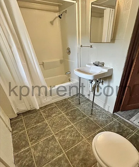401 2nd Ave SW #301 — Photo 6