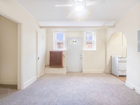 4th image of 400-416 Penn Ave S #10