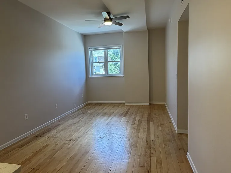 203 W Caracas Ave #5 — Photo 6