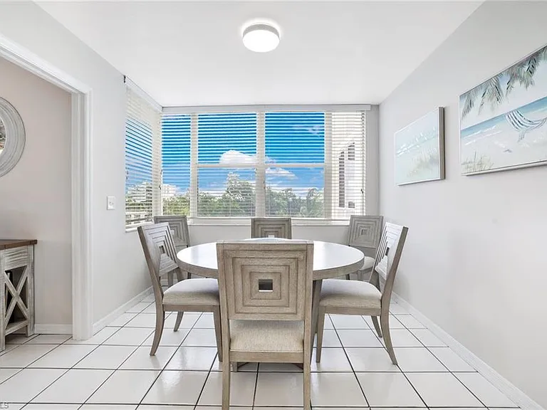 5550 Heron Point Dr #304 — Photo 6