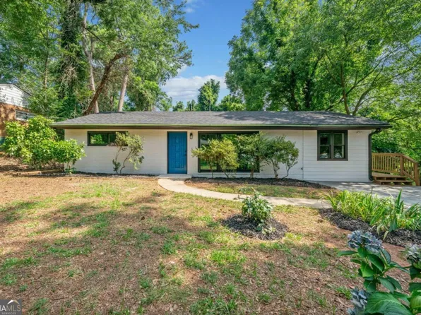 3485 Longleaf Dr, Decatur, GA 30032