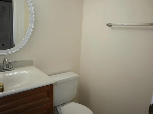 321 Hunting Creek Rd, Canonsburg, PA 15317