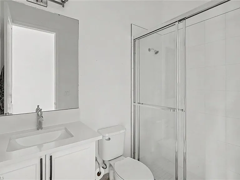 12762 Woodbury Dr — Photo 18