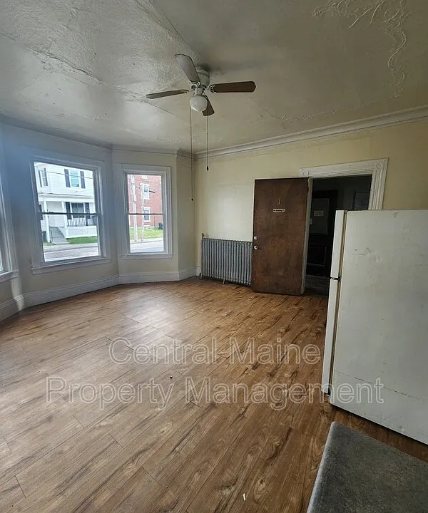 92 Pine St #92-1