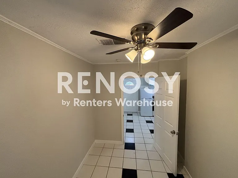 2818 W Heatherbrae Dr — Photo 22