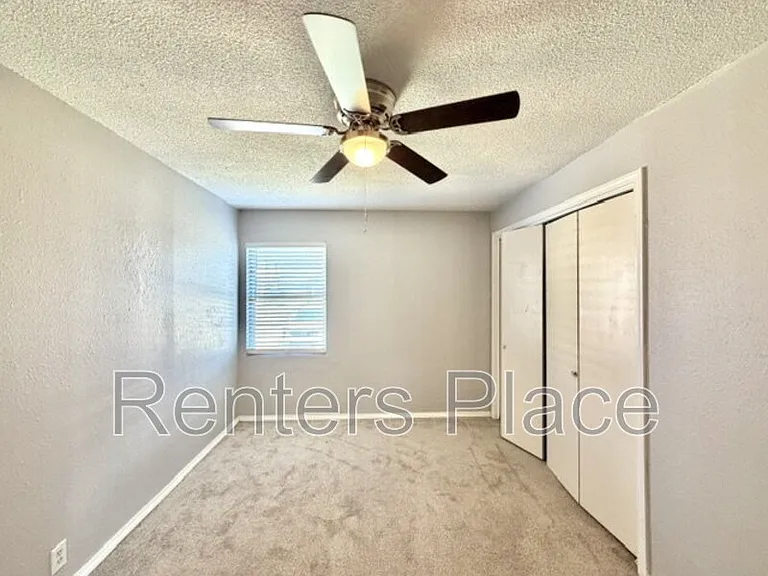 1436 E 38th St #B — Photo 12