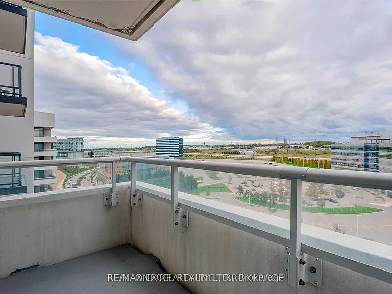 10 Rouge Valley Dr W #1112A — Photo 16