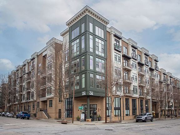 3rd image of 712 Tucker St #442
