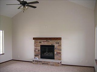 4th image of 5030 Beckys Way St