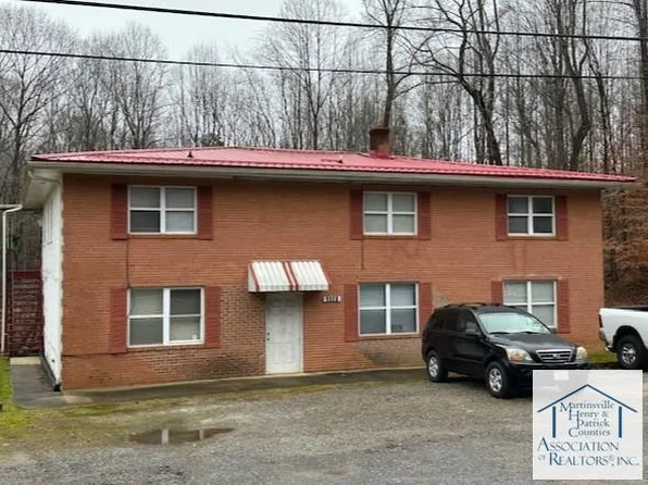 2440 The Great Rd, Fieldale, VA 24089