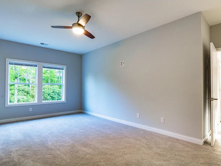 7410 Southpark Pl #203 — Photo 11